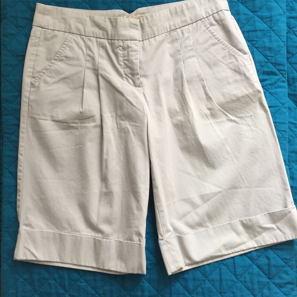 Light gray long shorts - Picture 4 of 8